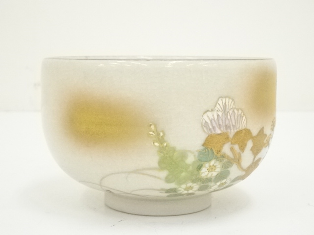 九谷焼　抹茶碗　桜　芦湖(蘆湖)　共箱付　状態良好　茶道具 九谷焼 抹茶碗 桜 芦湖(蘆湖) 共箱付 状態良好 茶道具 九谷焼 抹茶